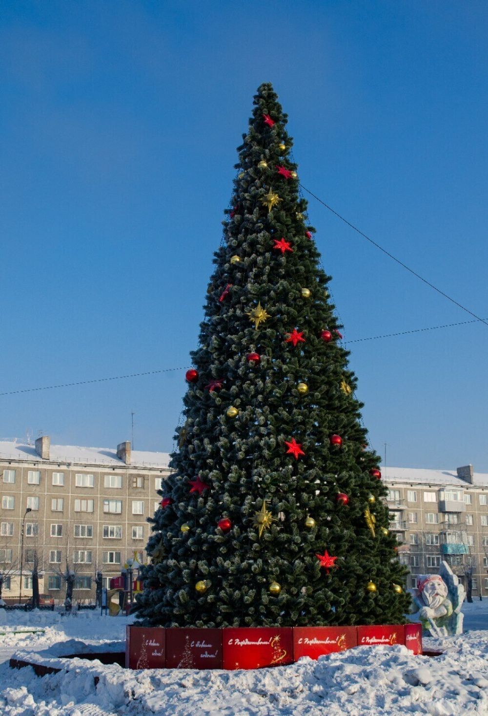 Уличная елка каркасная "Уральская сосна" (Леска) 25 м