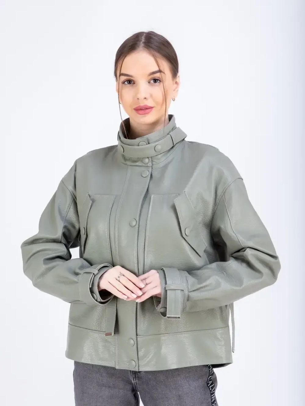 Куртка женская кожаная оверсайз