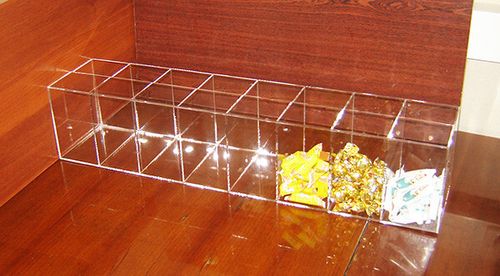 Диспенсер витрина демонстратор для конфет 755х160х160 8 ячеек