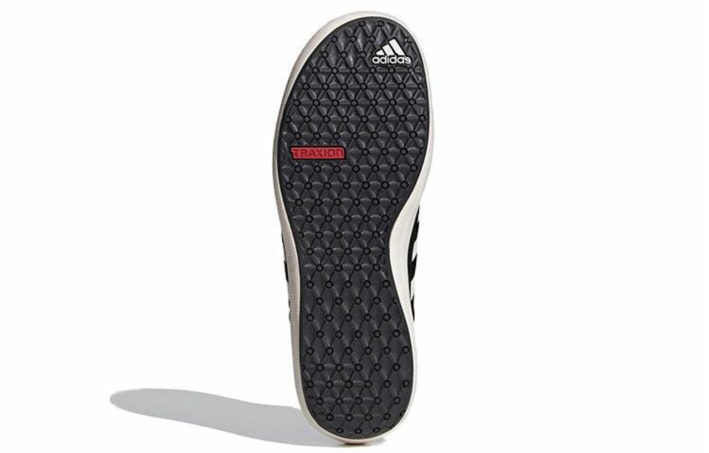 Кроссовки Adidas B Slip-On Dlx