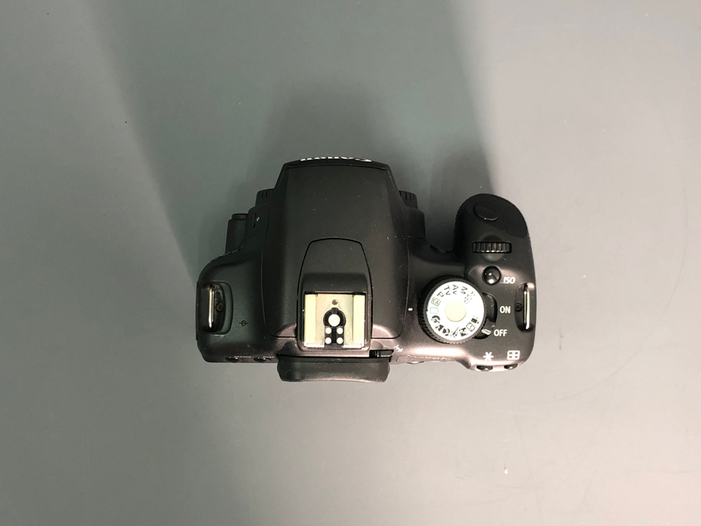 Canon EOS 500D 4.850 кадров