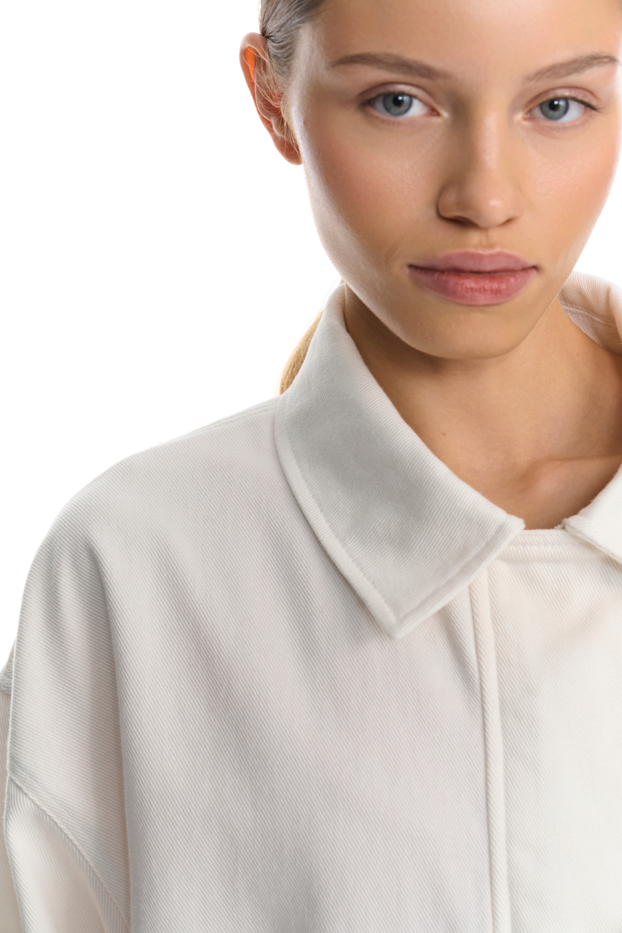 Парка из денима белая