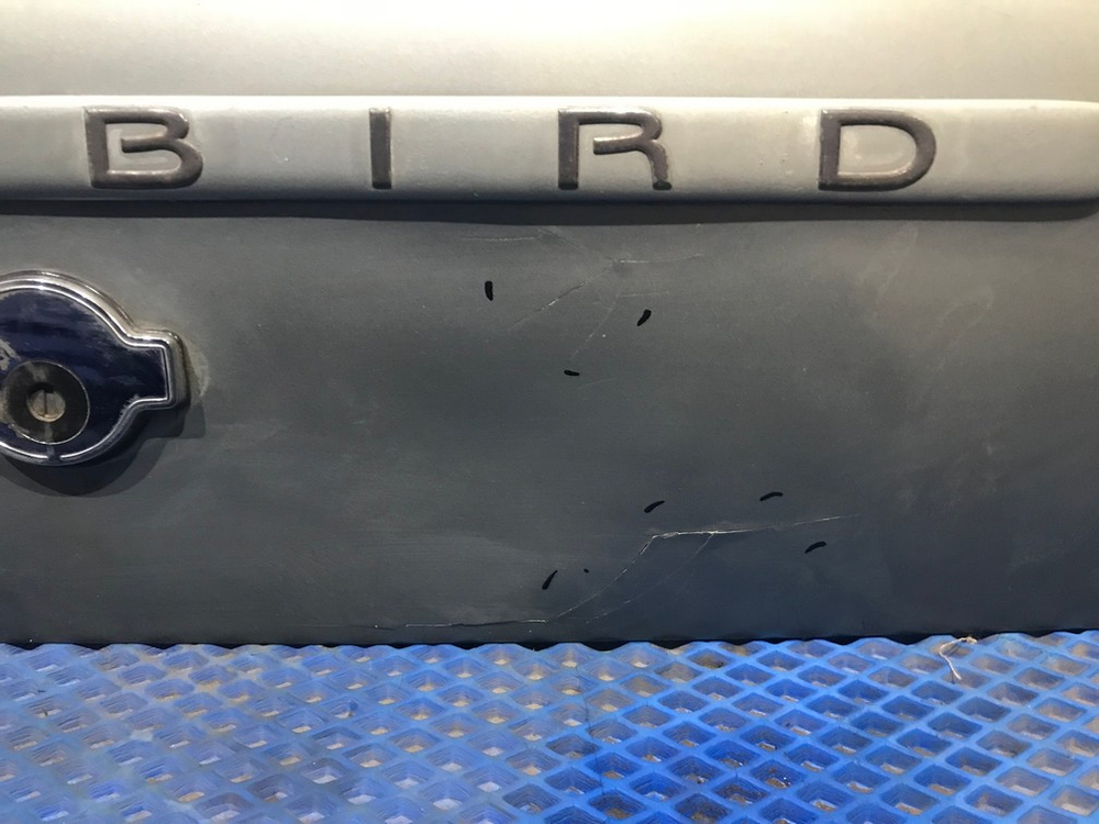 Крышка багажника NISSAN BLUEBIRD 1993