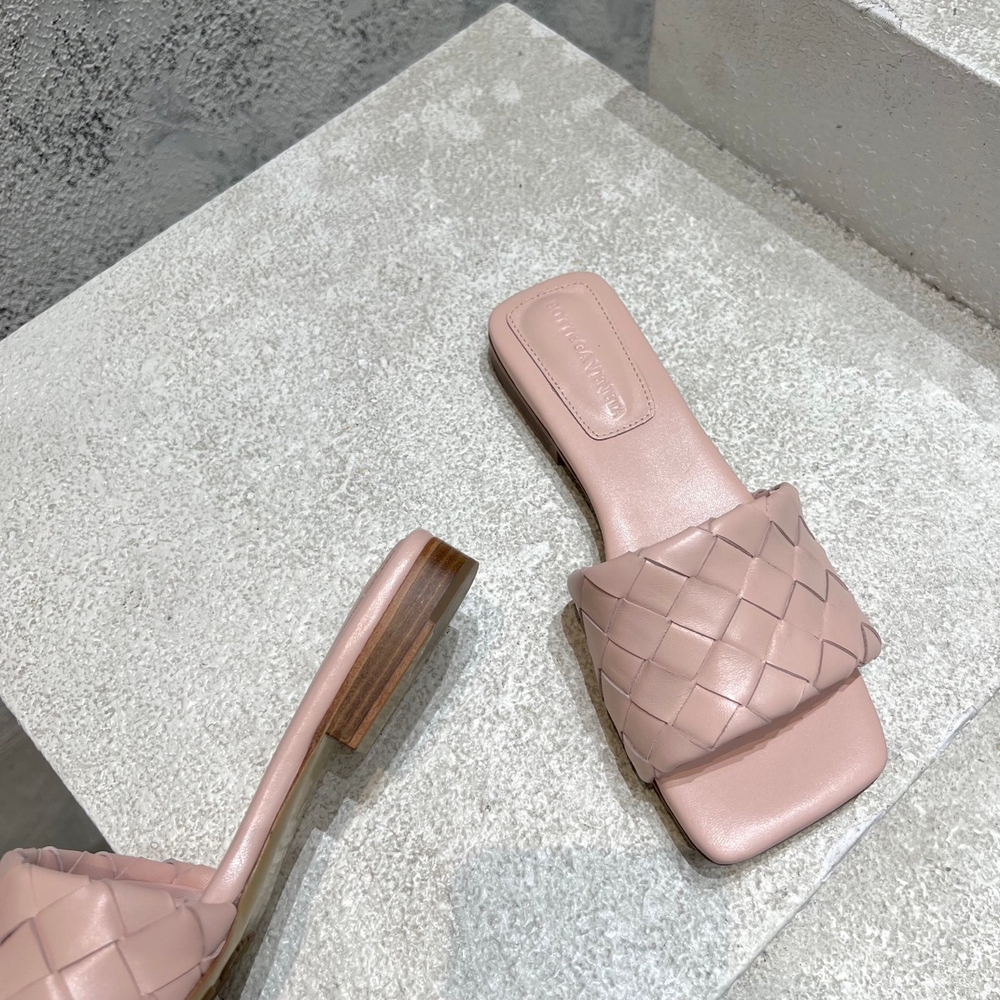Bottega Veneta Parco Flat Mule