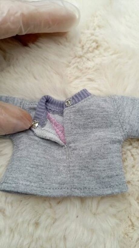 Серая майка для куклы Ева (Куан)