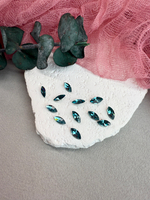 Наветт Navette 10*5 мм, Indicolite