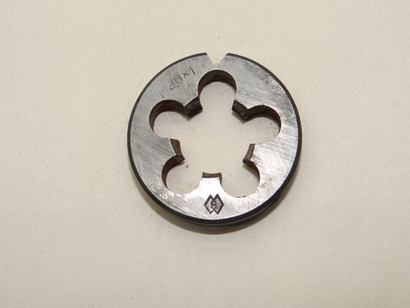 Плашка М20х1 d=45мм