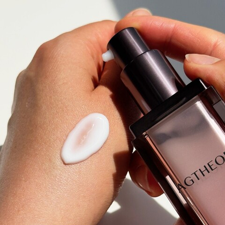 Антивозрастная эмульсия для бархатистой кожи AXXZIA AGTHEORY Silky Emulsion