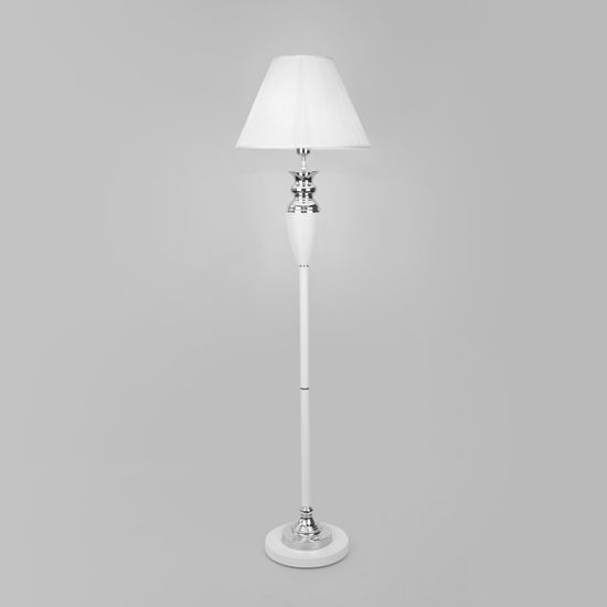 009 / напольный светильник/ белый