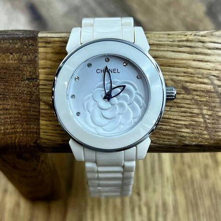 Часы CHANEL
