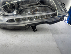 Оригинальная правая фара (галоген) Suzuki SX4 2014-2015,