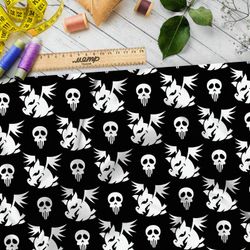 Ткань мембрана недовольные драконы и черепа на чёрном фоне