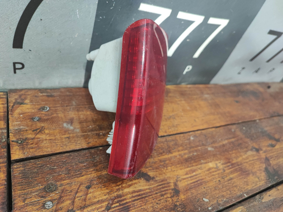 ПТФ задний правый Toyota Land Cruiser 200 07-15 Б/У Оригинал 8145760021