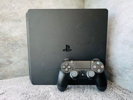 Sony Playstation 4 Slim 500GB CUH-2108A Без коробки (Б/У) S/N: 02274524541263825 (0 игр)
