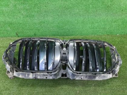 Решетка радиатора BMW X6 G06 (2019-н.в.)