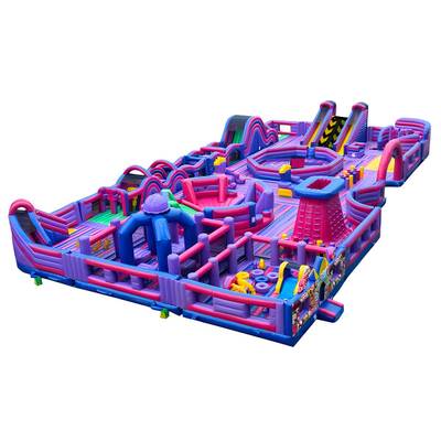 Надувной парк "Поле чудес"