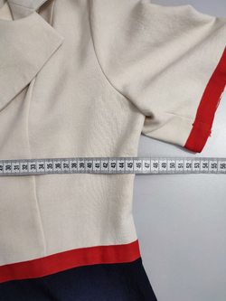 Жакет Dana светлый 46 размер