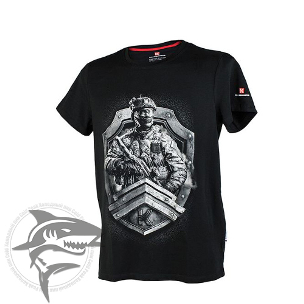 Фирменная футболка «Калашников» с бойцом Российского спецназа. Принт № 1