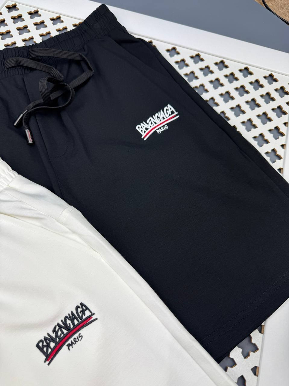 Шорты Balenciaga