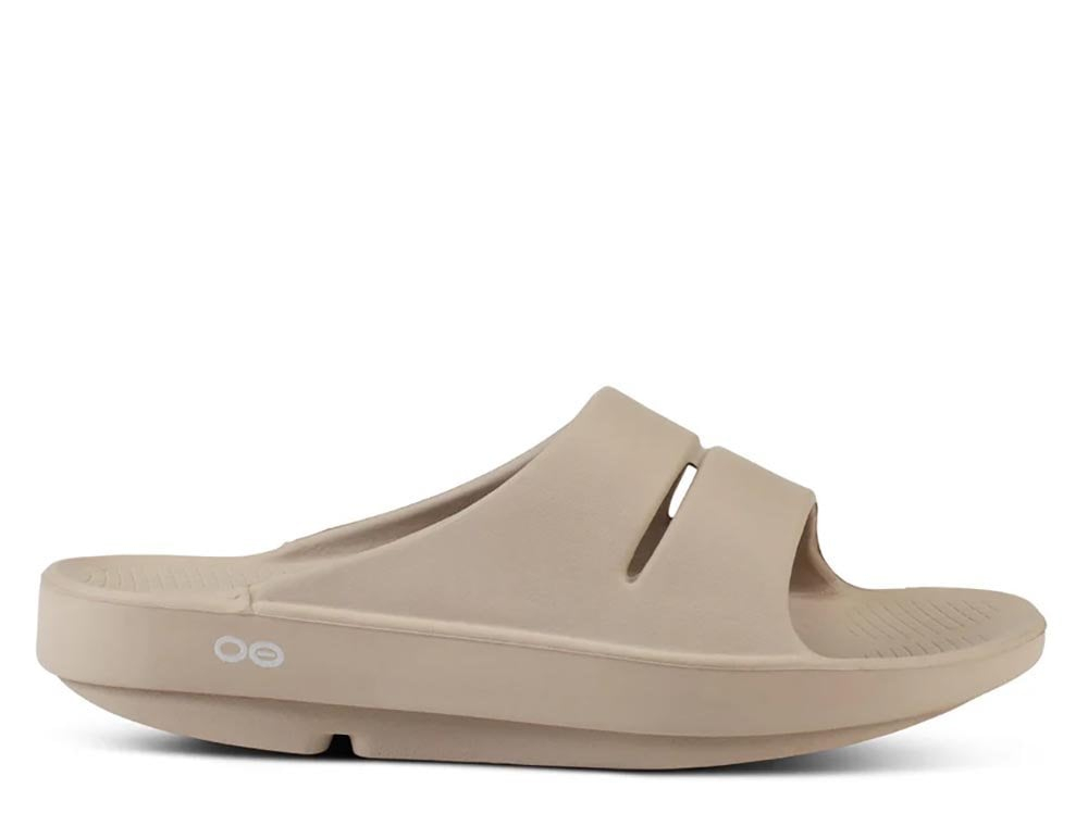 Шлёпанцы OOFOS OOAHH Nomad U Бежевые