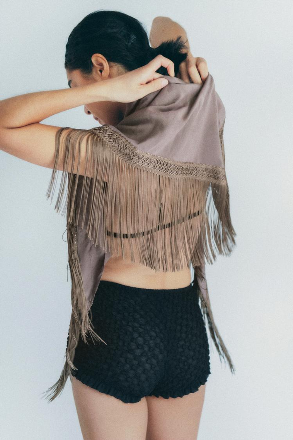 ZARA ПЛАТОК ИЗ ВИСКОЗЫ С БАХРОМОЙ, СВЕТЛО-КОРИЧНЕВЫЙ