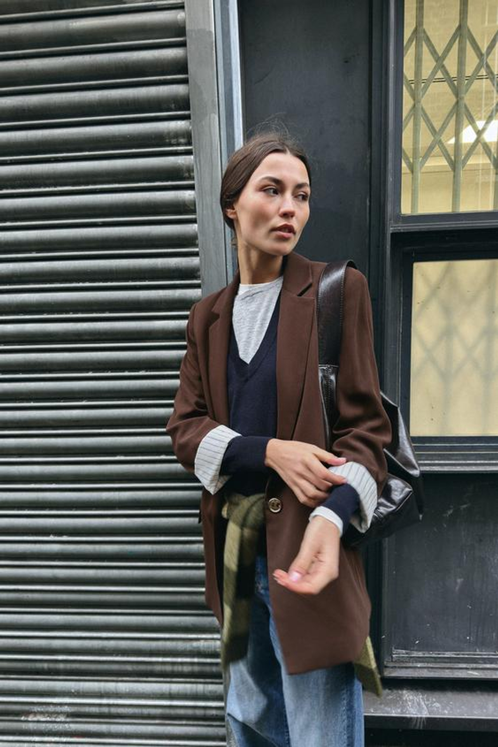 Блейзер с изогнутыми рукавами и узорчатыми манжетами - ZARA