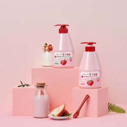 Welcos Kwailnara Strawberry Milk Body Lotion лосьон для тела клубничный