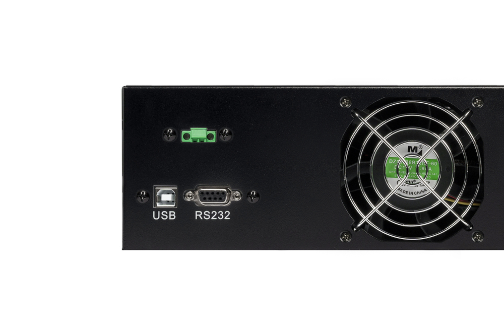 Источник бесперебойного питания  Systeme Electric SMTSE3000RMI2U