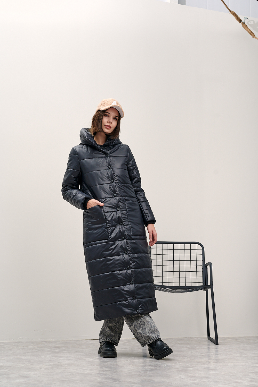 Пальто женское "Лара" черный