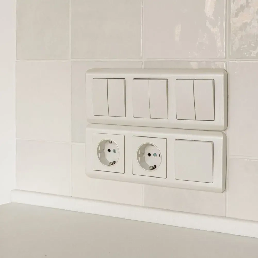 Выключатель двухклавишный (перламутровый рифленый) W1120013