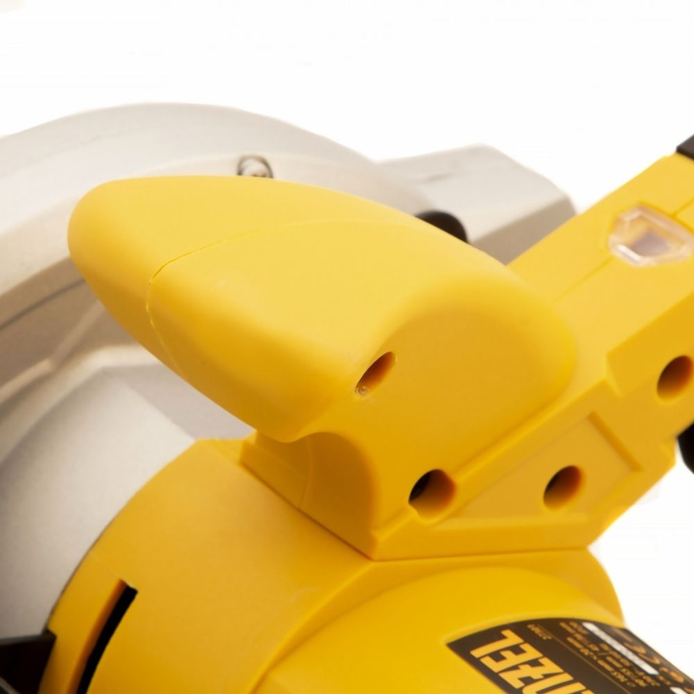 Пила циркулярная CS-165, 1200 Вт, 165 мм Denzel 27301