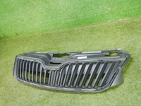 Решетка радиатора Skoda Rapid (2012-2020)