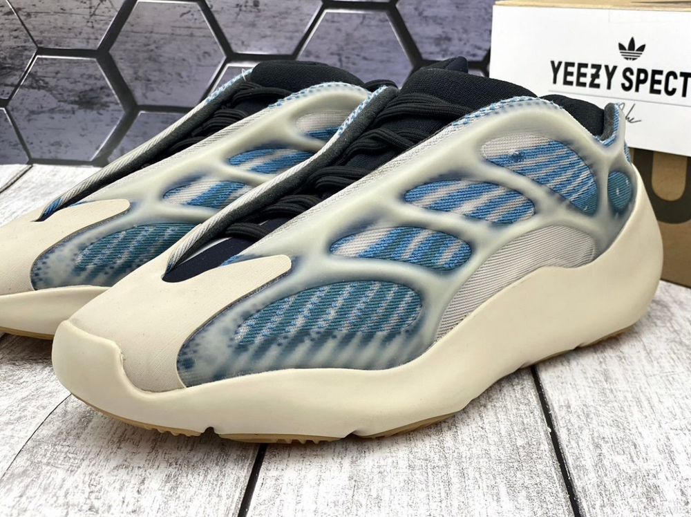 Yeezy 700 V3 Kyanite