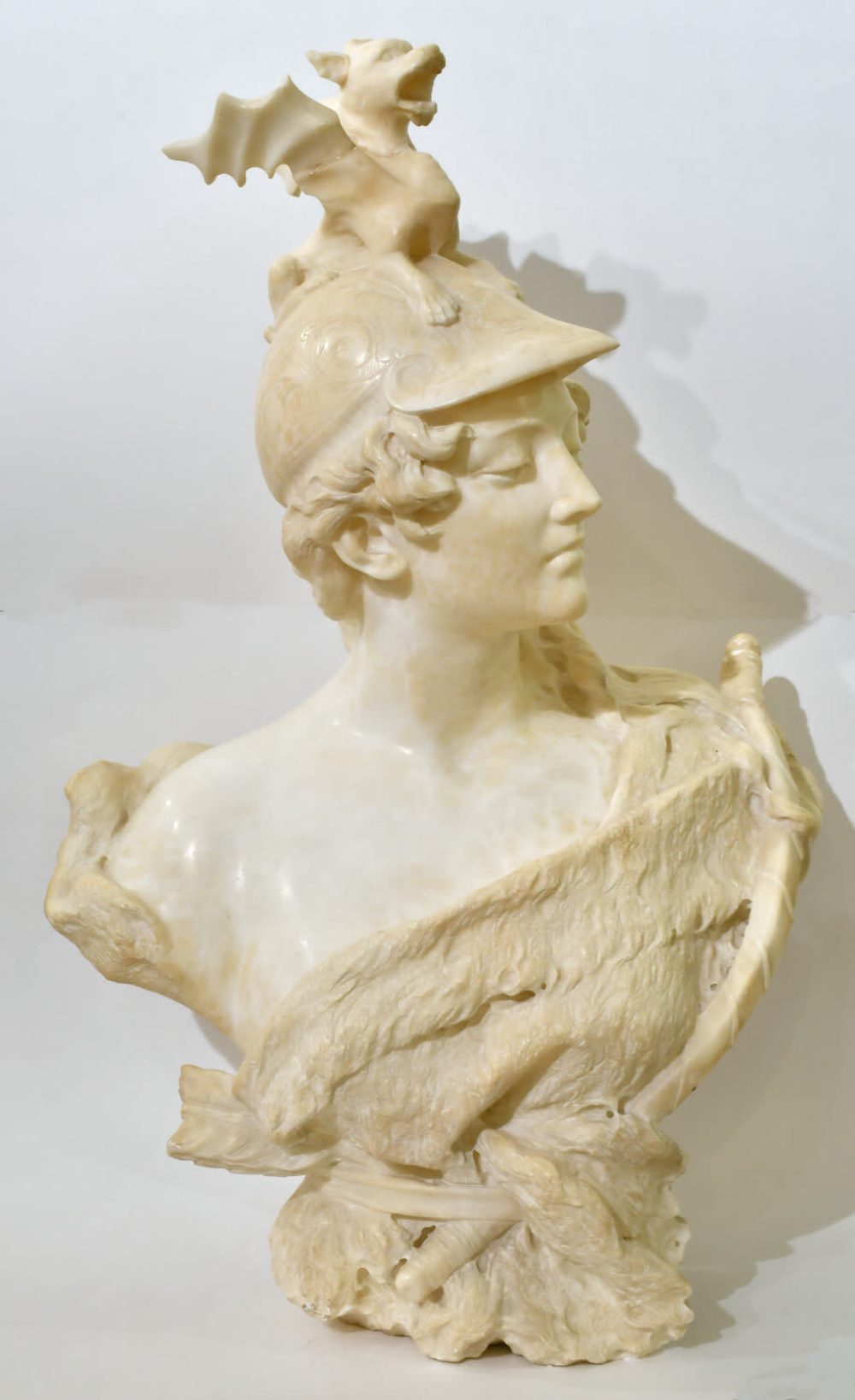 Бюст «Афина» Мрамор, резьба, шлифовка,   XIX век, 64х44х20 см