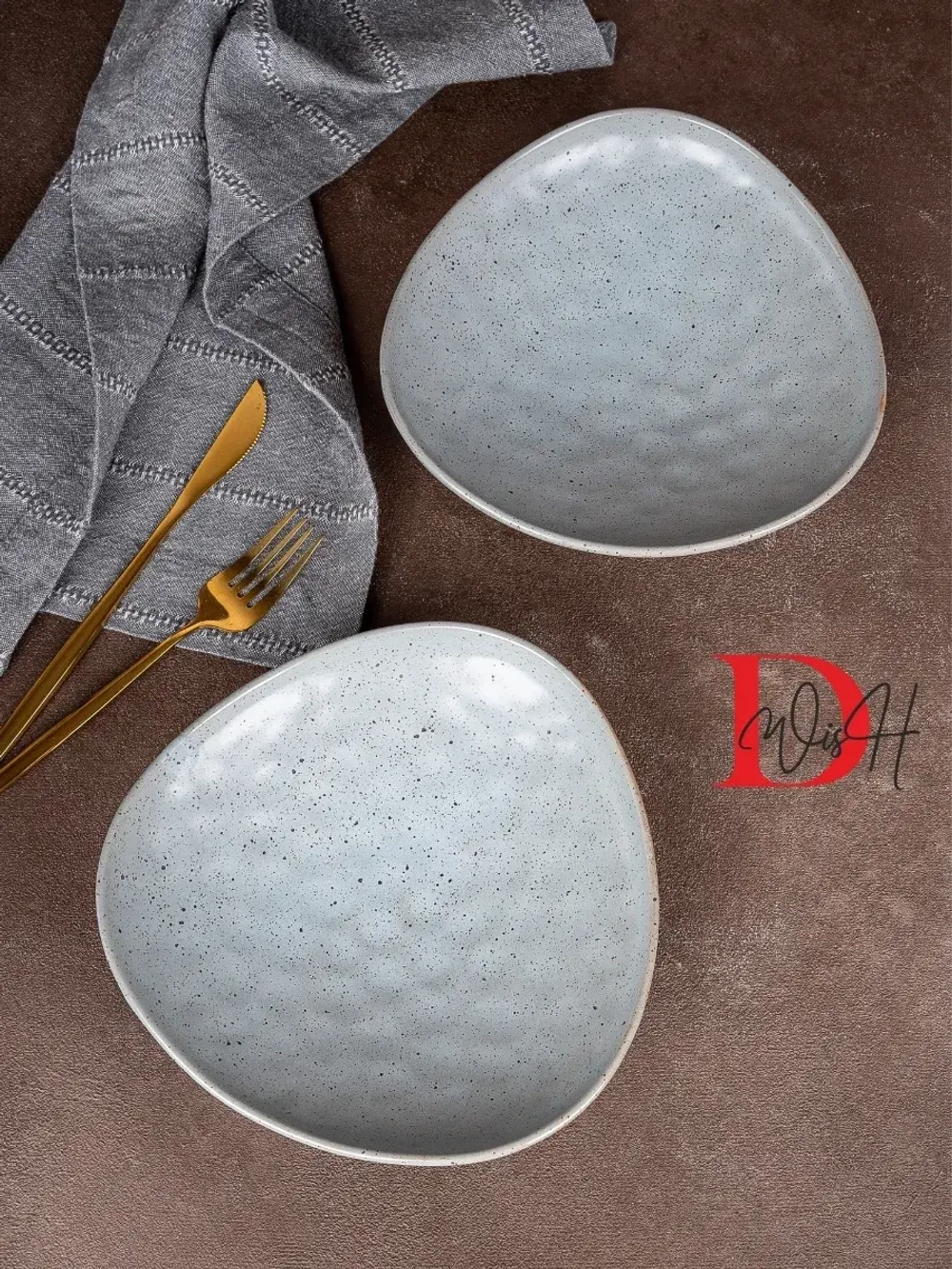 Набор посуды 2 тарелки мятый фарфор 20 см