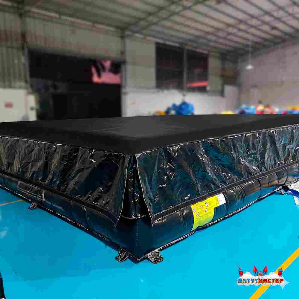 Надувная подушка «SoftLand» для приземлений и отработки трюков, 7,05×5,75×1,35 м