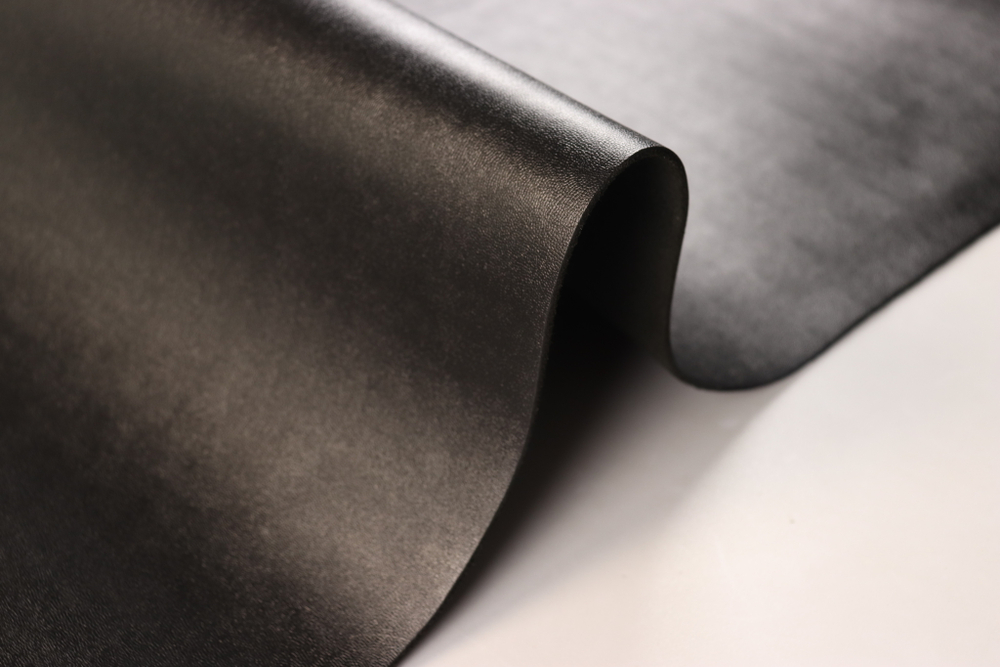 2,4-2,6 Юфть черная с лицевым покрытием + плита