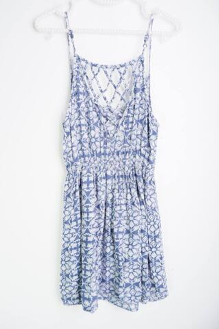 Платье Amisu для летних прогулок, маркировка 36, визуально 42 размер