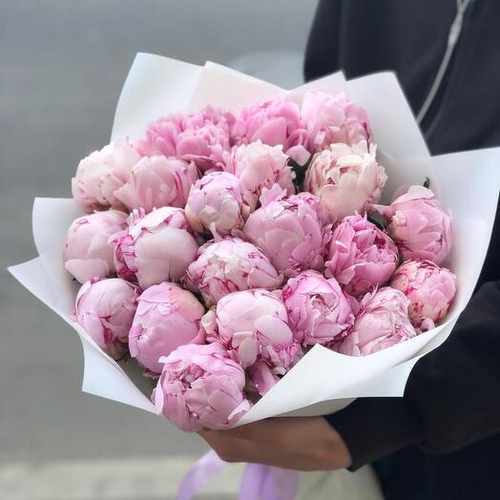 Букет из пионов "Rosy Glow"