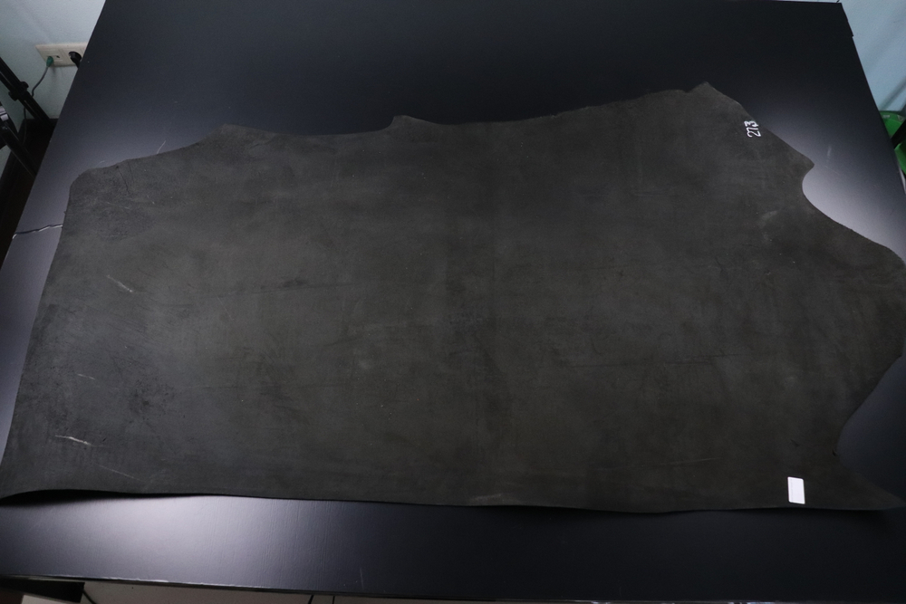 3,6-4,0 Полукулат Черный 136дм² (КЛ)