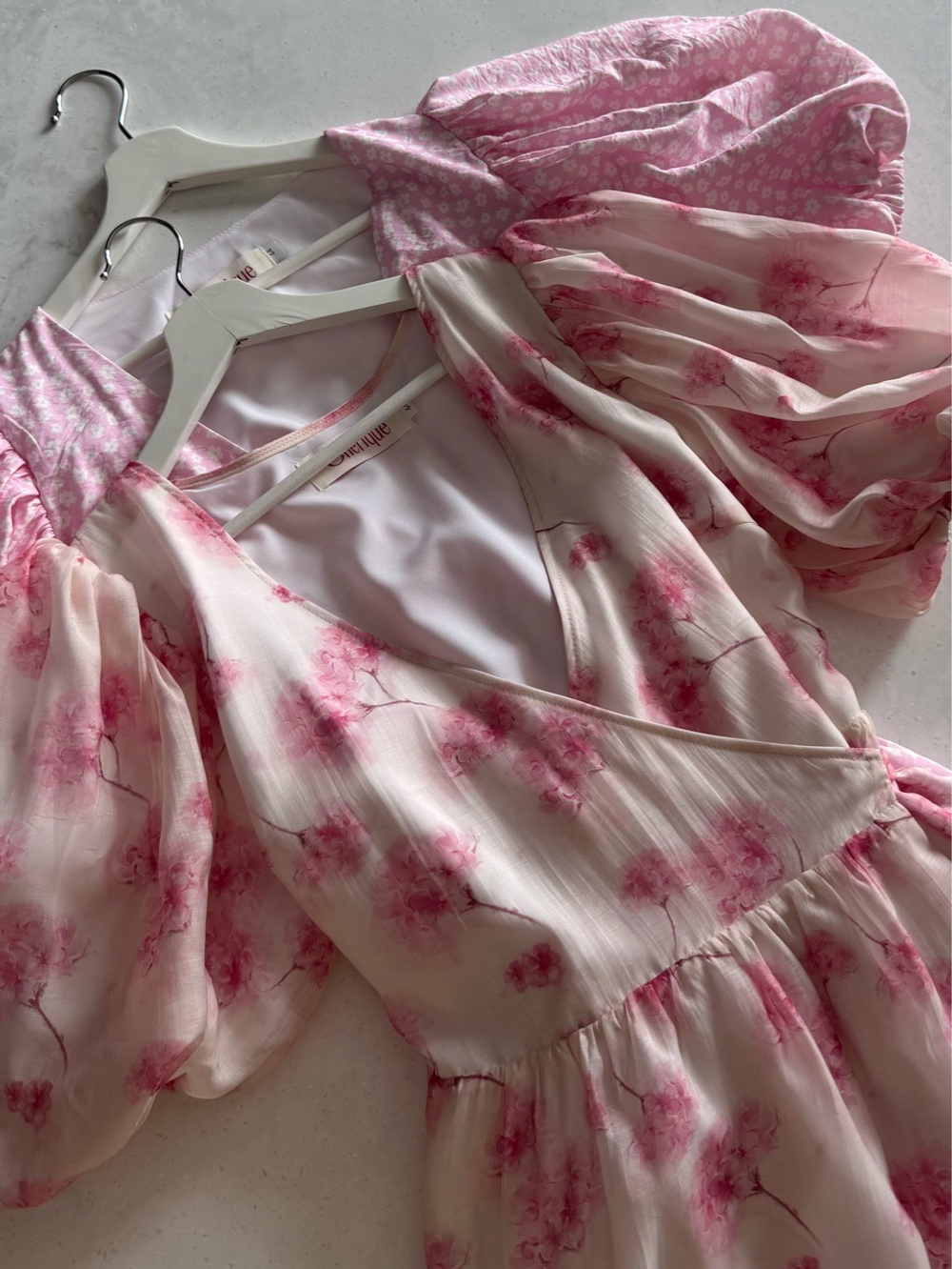 Платье Зефир кремовый с крупными цветами