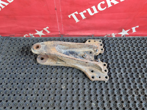 Кронштейн полурессоры задний