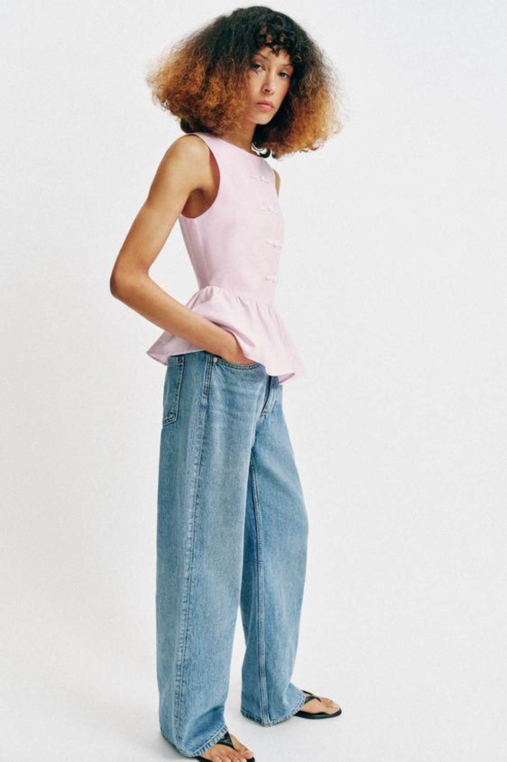 ZARA ТОП С БАСКОЙ И НАВЕСНЫМИ ПЕТЛЯМИ, РОЗОВЫЙ