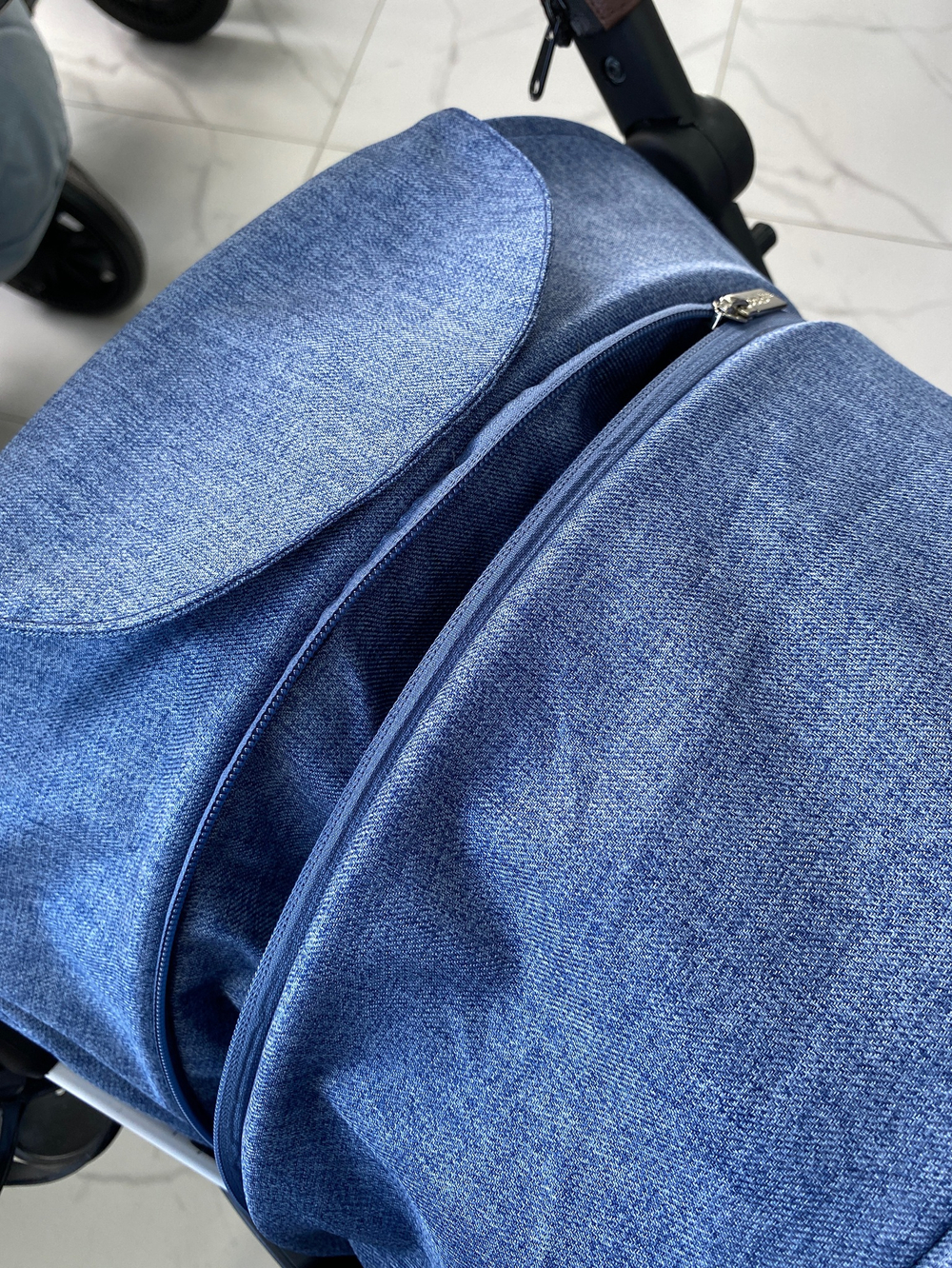 Коляска прогулочная Babalo 2023 Синий белая рама