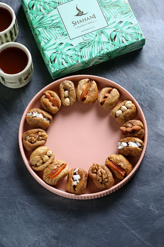 Подарочный набор инжира с начинкой Shahani DeliGreen Box 15 шт 80210192 Иран Подарочный набор инжира с начинкой Shahani DeliGreen Box 15 шт 80210192 Иран