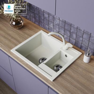 Мойка TOLERO R-109 белый №923С, смеситель SKS2 белый