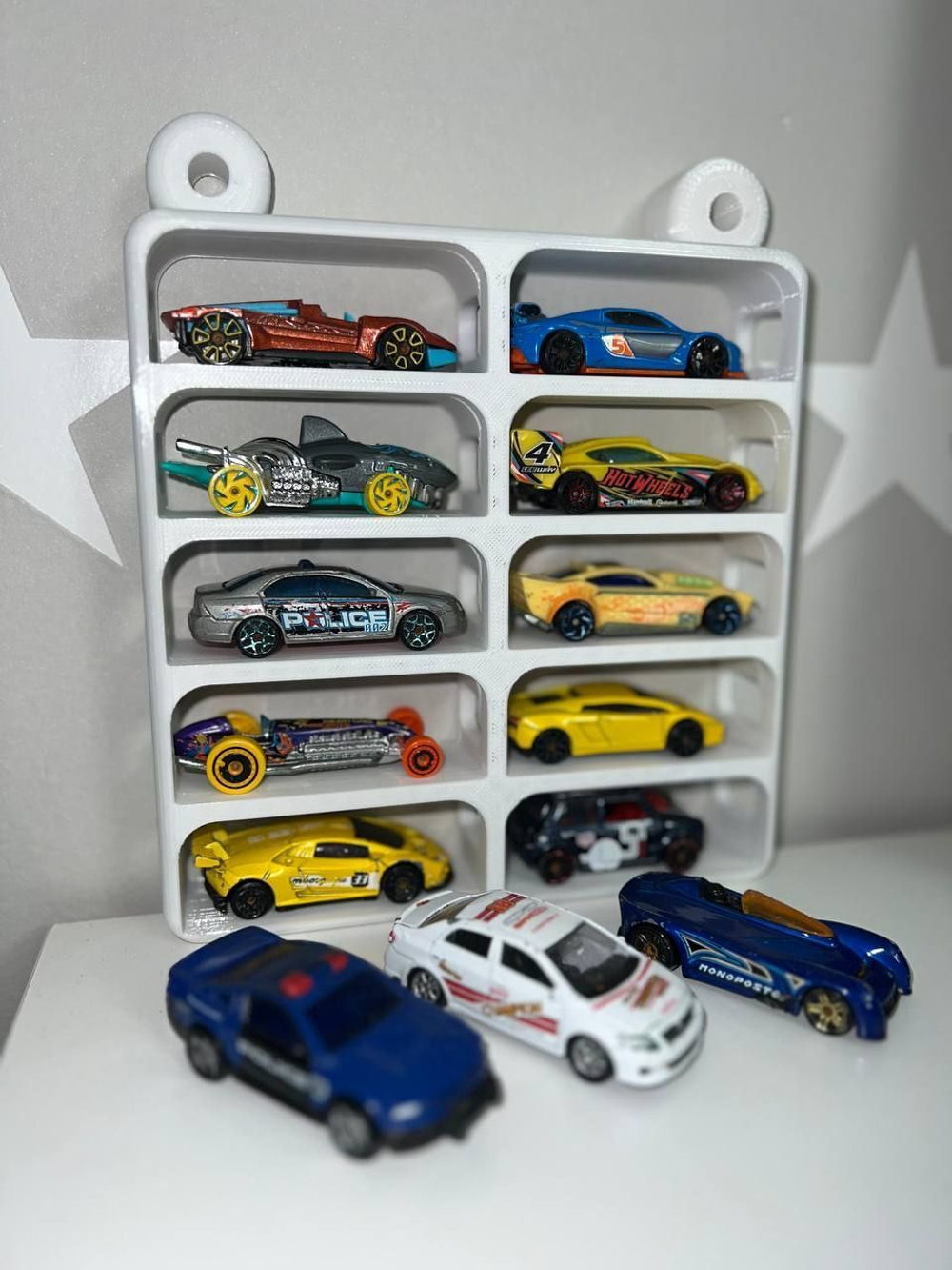 Полка для машинок Hot Wheels 10 шт, крепление на стену для hot wheels 10 шт белый