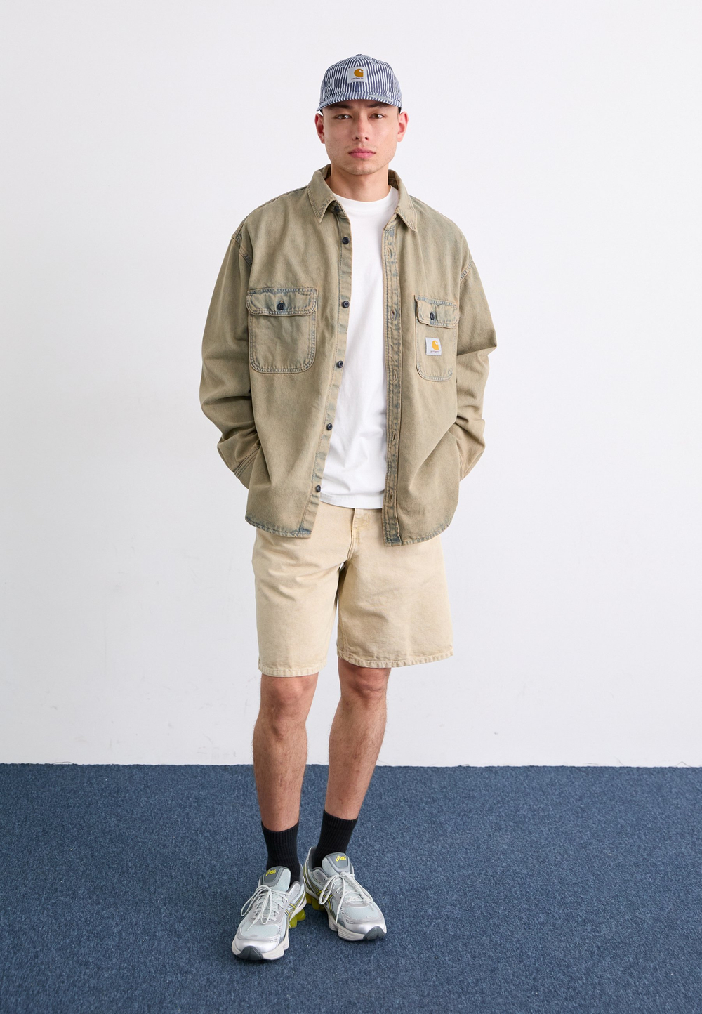 Carhartt WIP Шорты - Коричневый