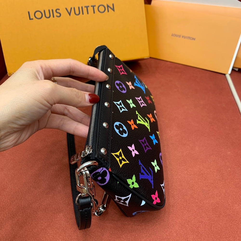 Louis Vuitton Pochette Accessoires