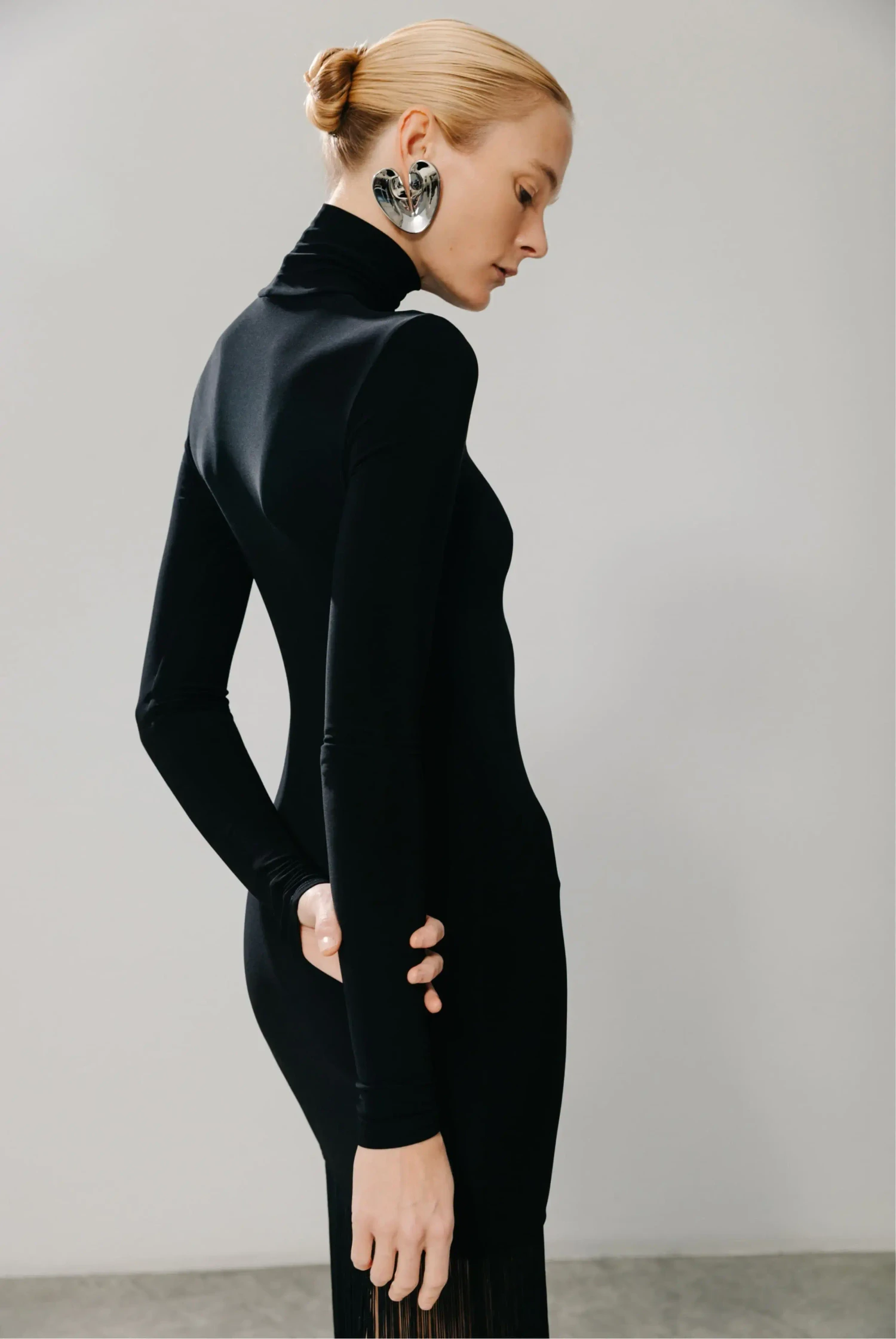 Платье с бахромой